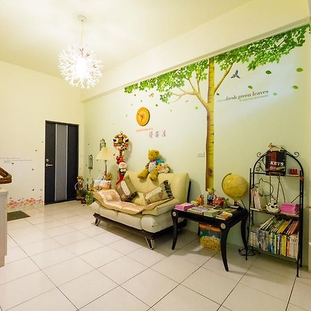 Play House Otel Tainan Dış mekan fotoğraf
