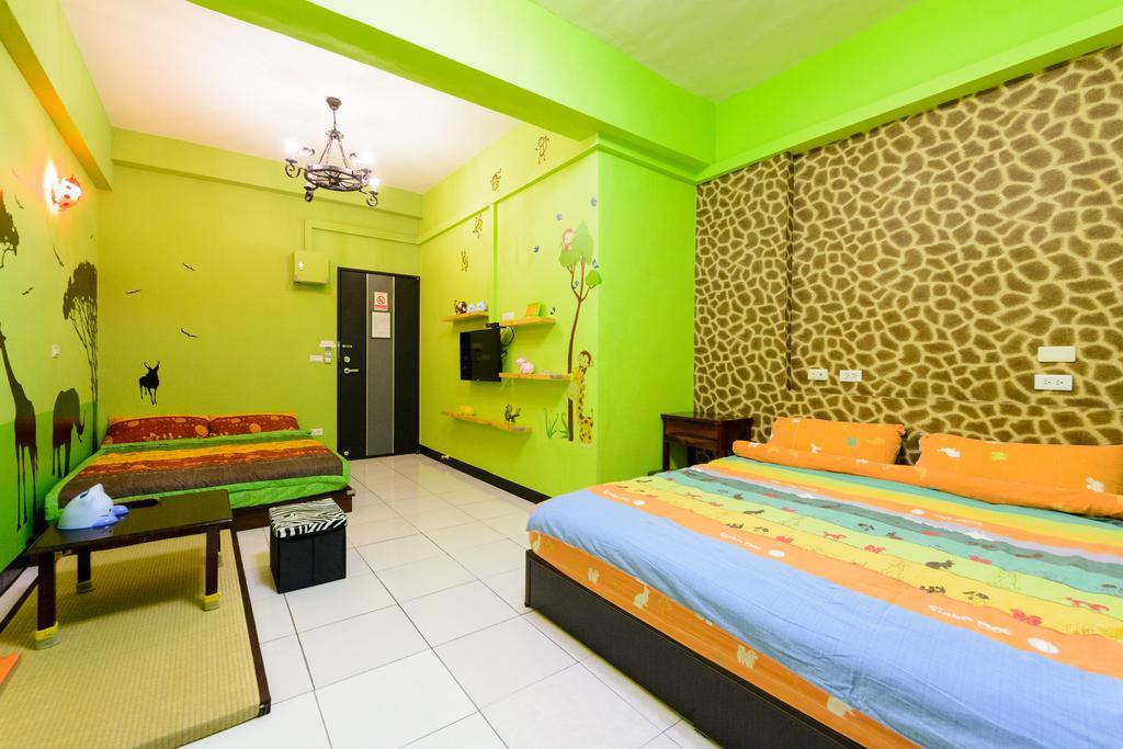 Play House Otel Tainan Dış mekan fotoğraf