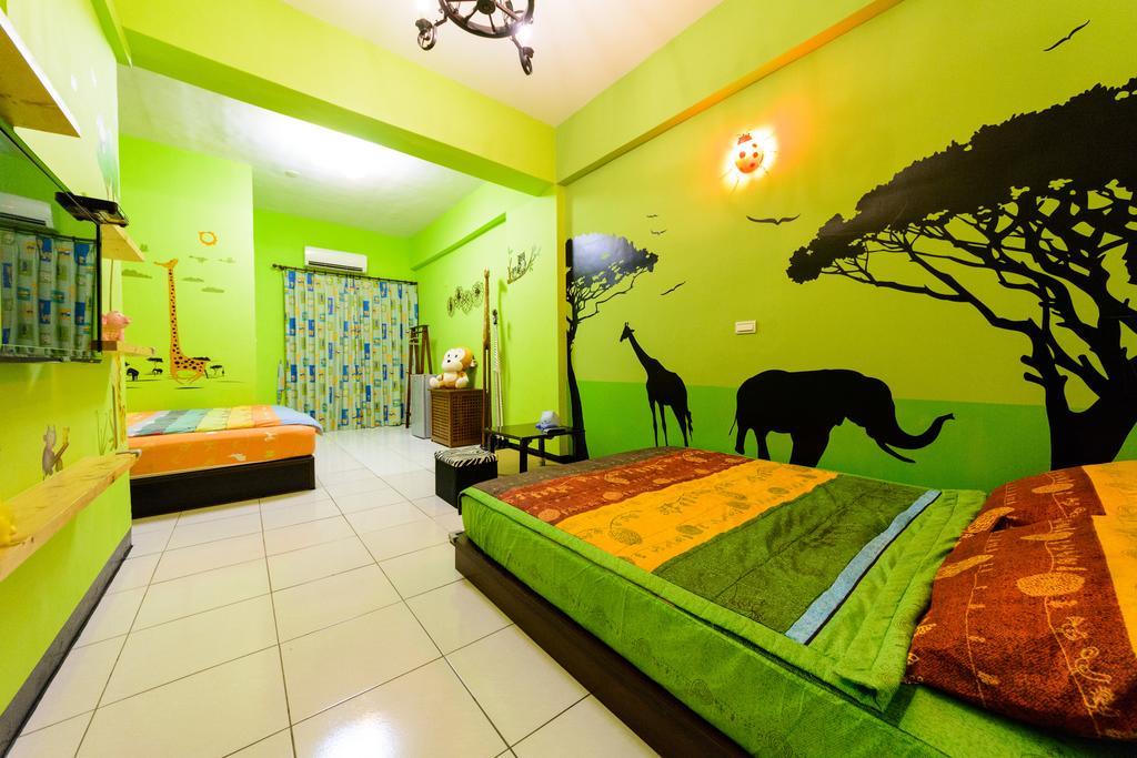 Play House Otel Tainan Dış mekan fotoğraf